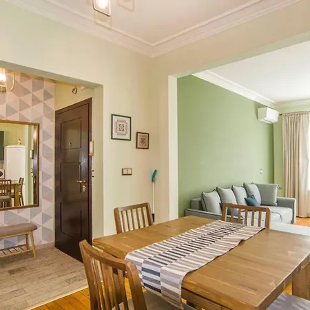Top Central 2 Bedroom Next To Ndk Apartment Sofia